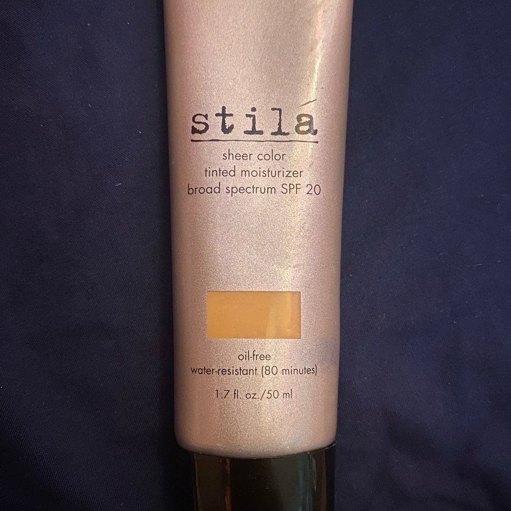 SOLD OUT Stila sheer color tinited moisturizer